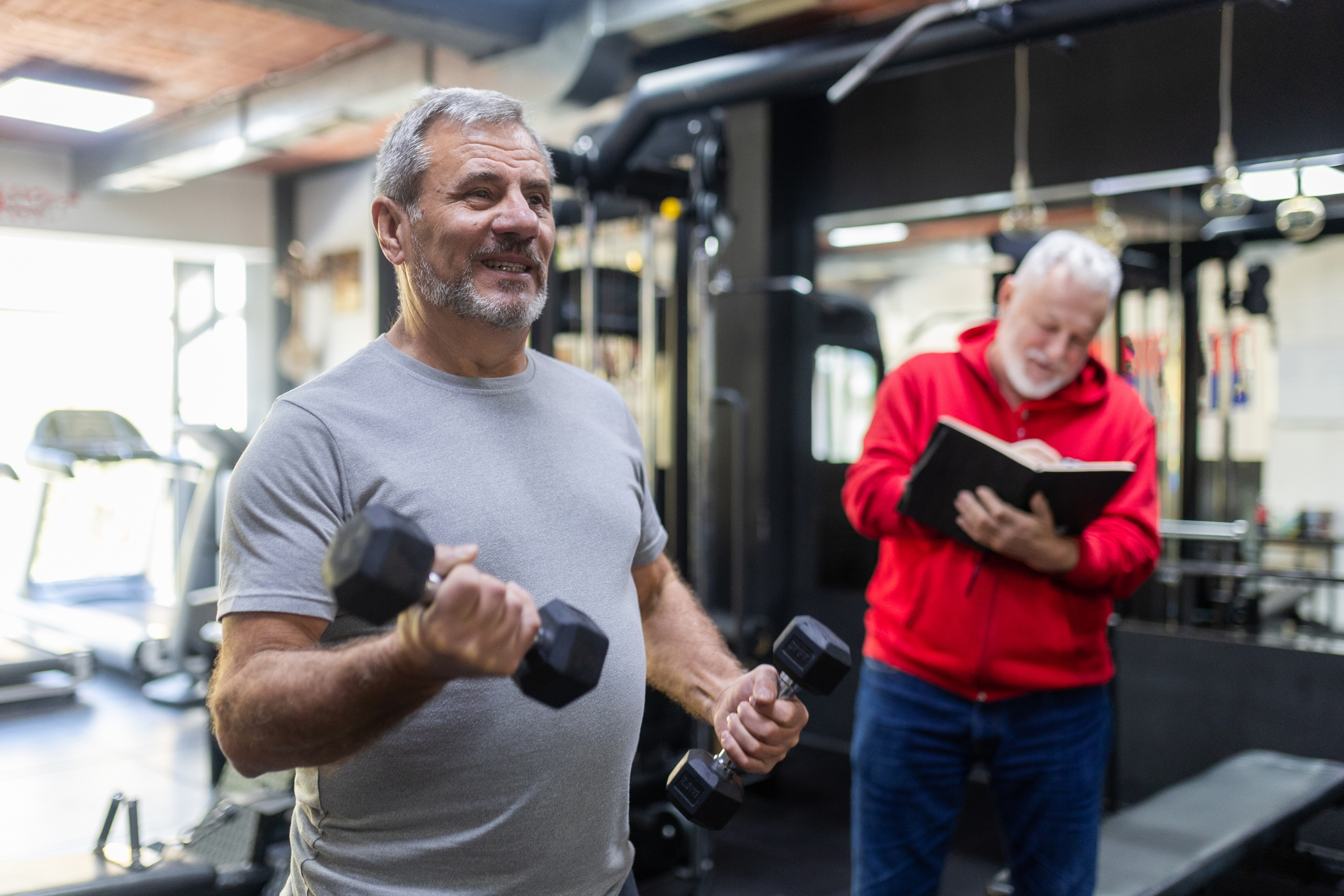 The older man exercise in the gym
