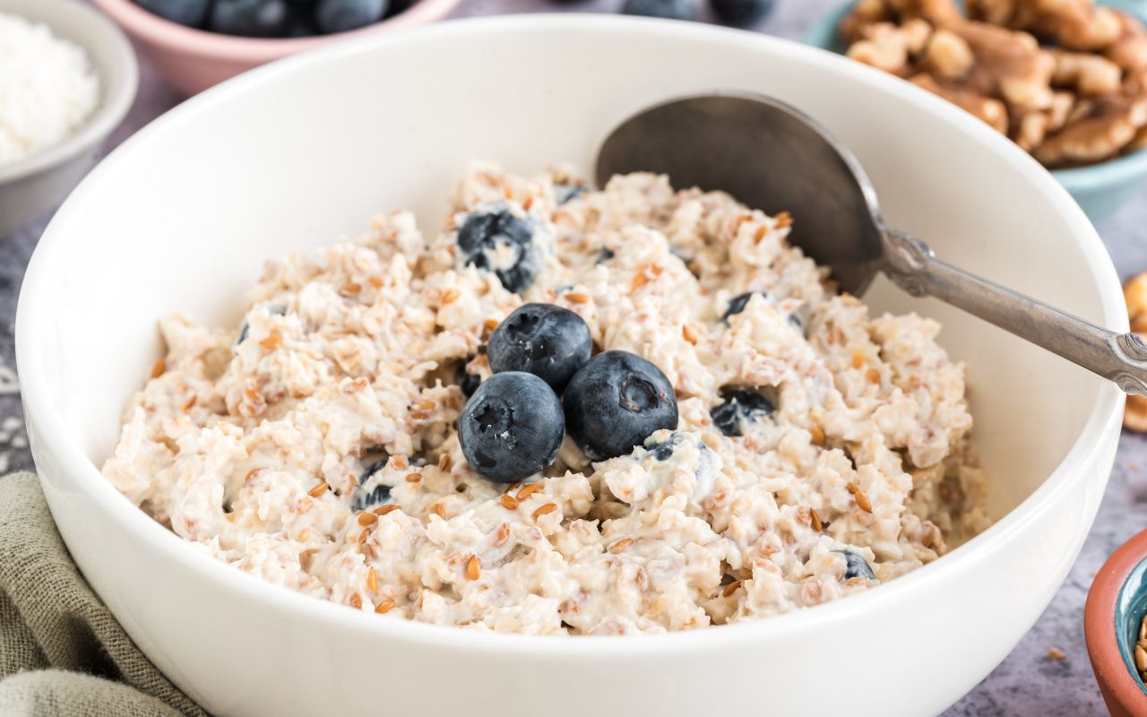 No-Cook Yogurt Oats