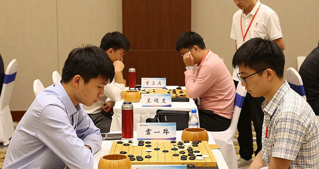 FIDE সভাপতি নির্বাচন: তথ্য-শূন্য শিরোনাম আর নাজডর্ফ আপডেটের বাণিজ্যিক ফাঁদ